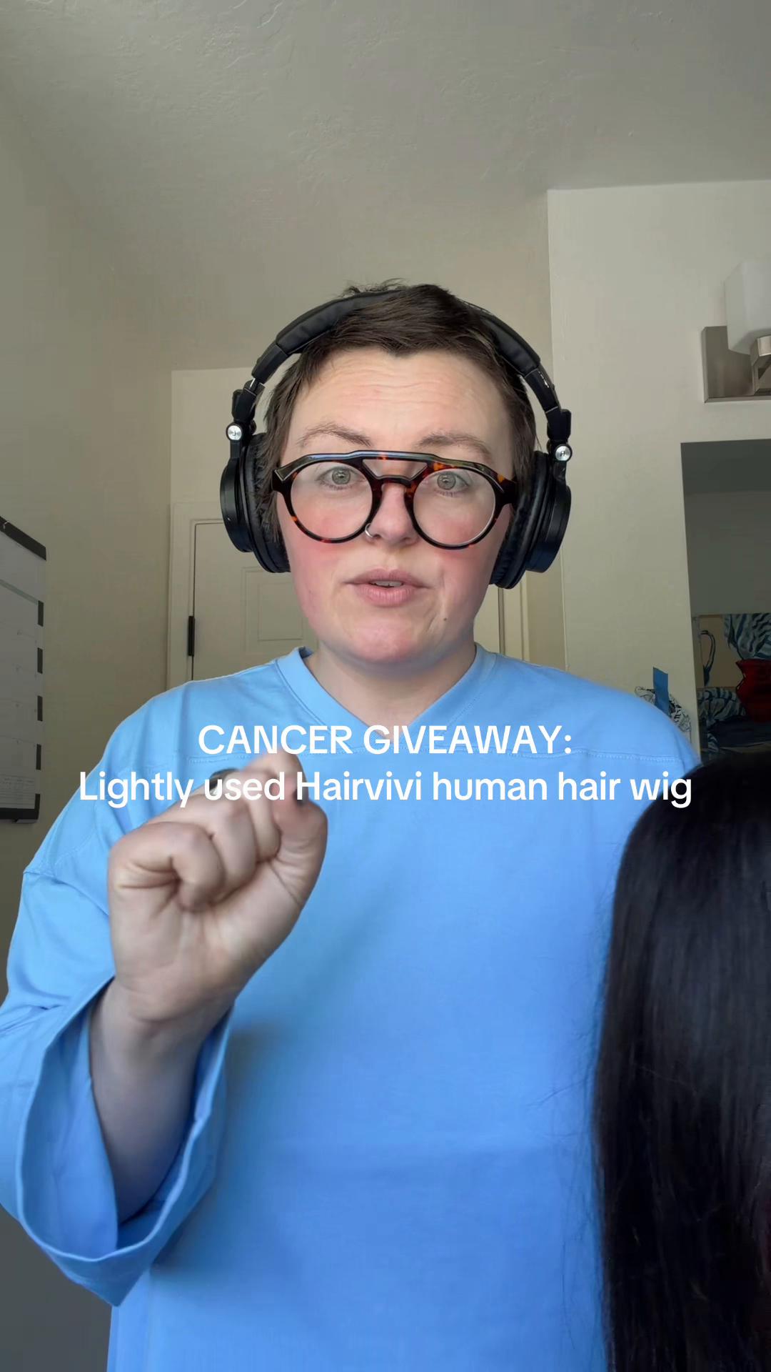 @Liv👩🦲