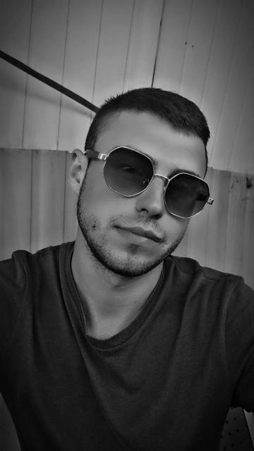 @(Đėm&oslash;ň),😚😚