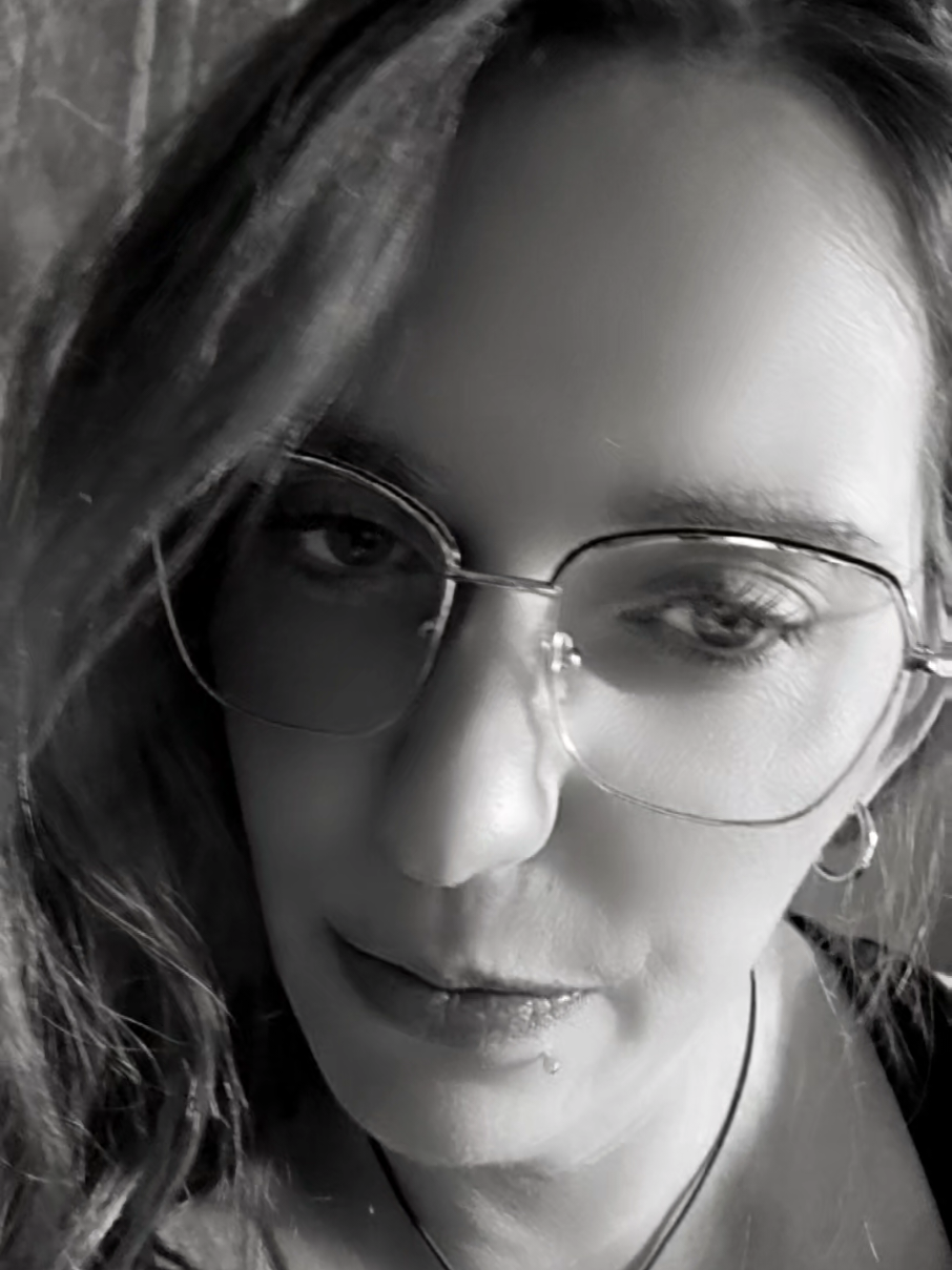 @BL&Lambda;CK🖤HE&Lambda;RT | Steffi