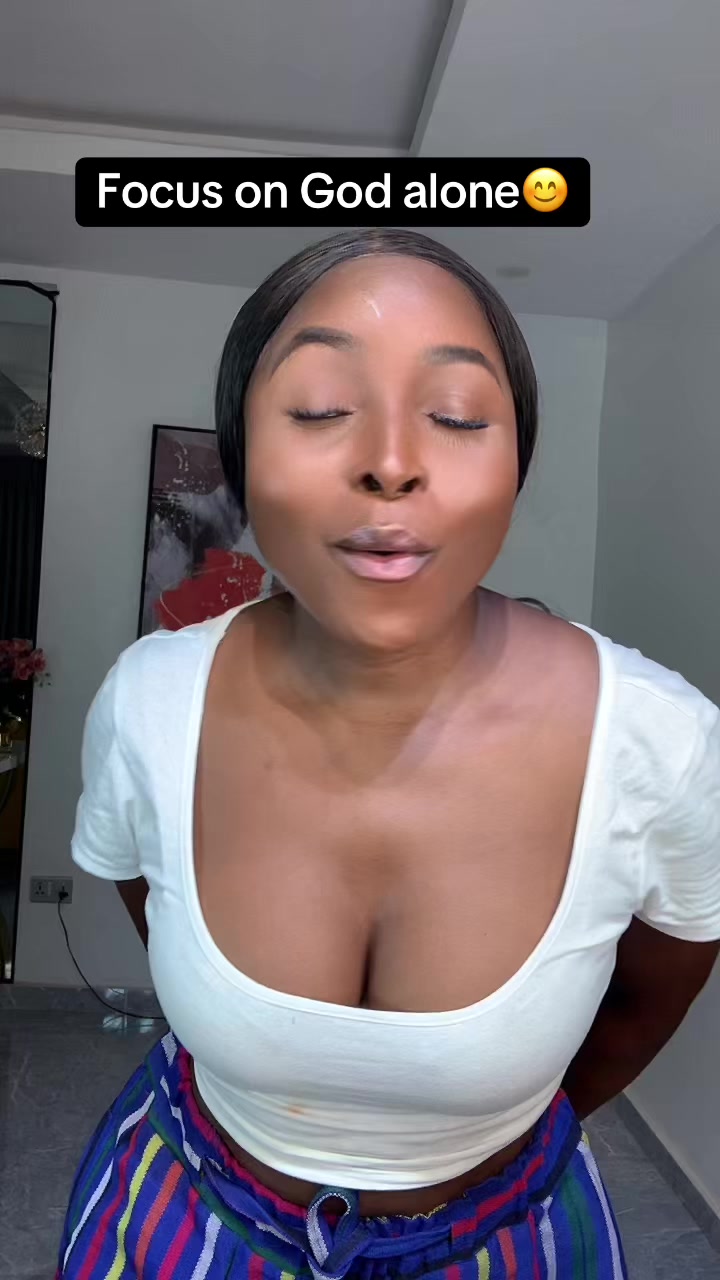 @omolarakowoti