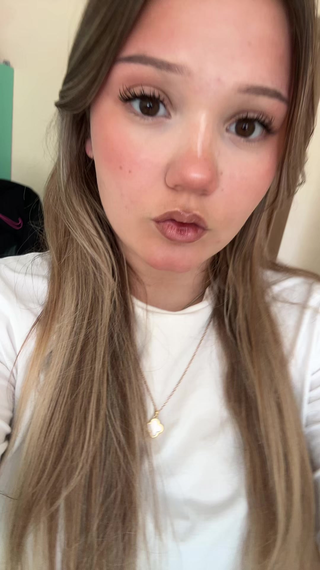 @лойза