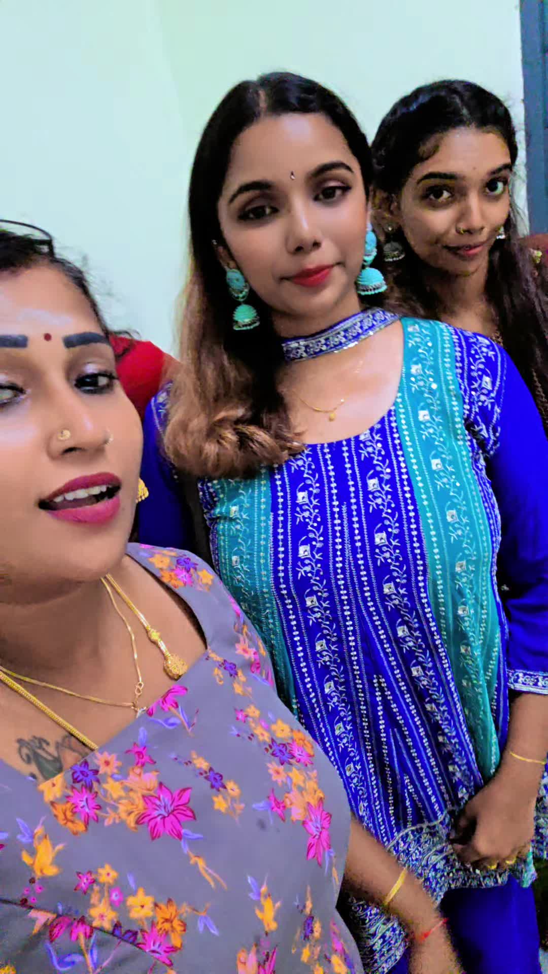 @navipriya