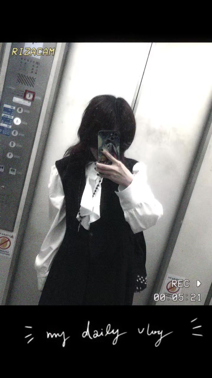 @Manaka🌹💀