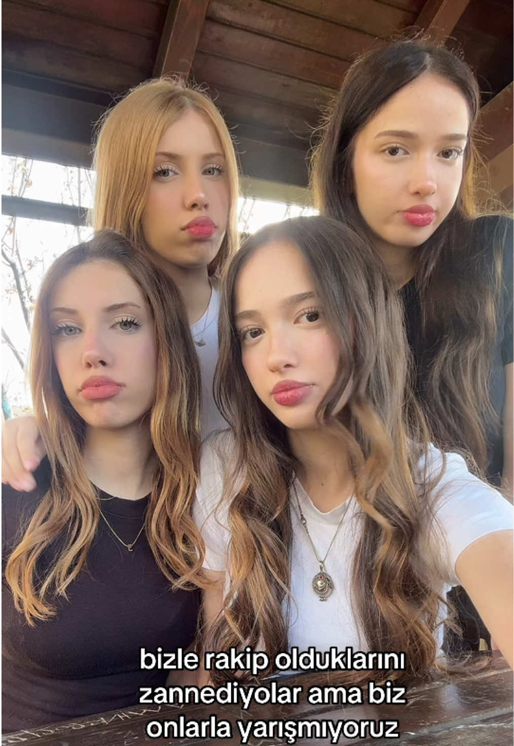 @ikizbloom