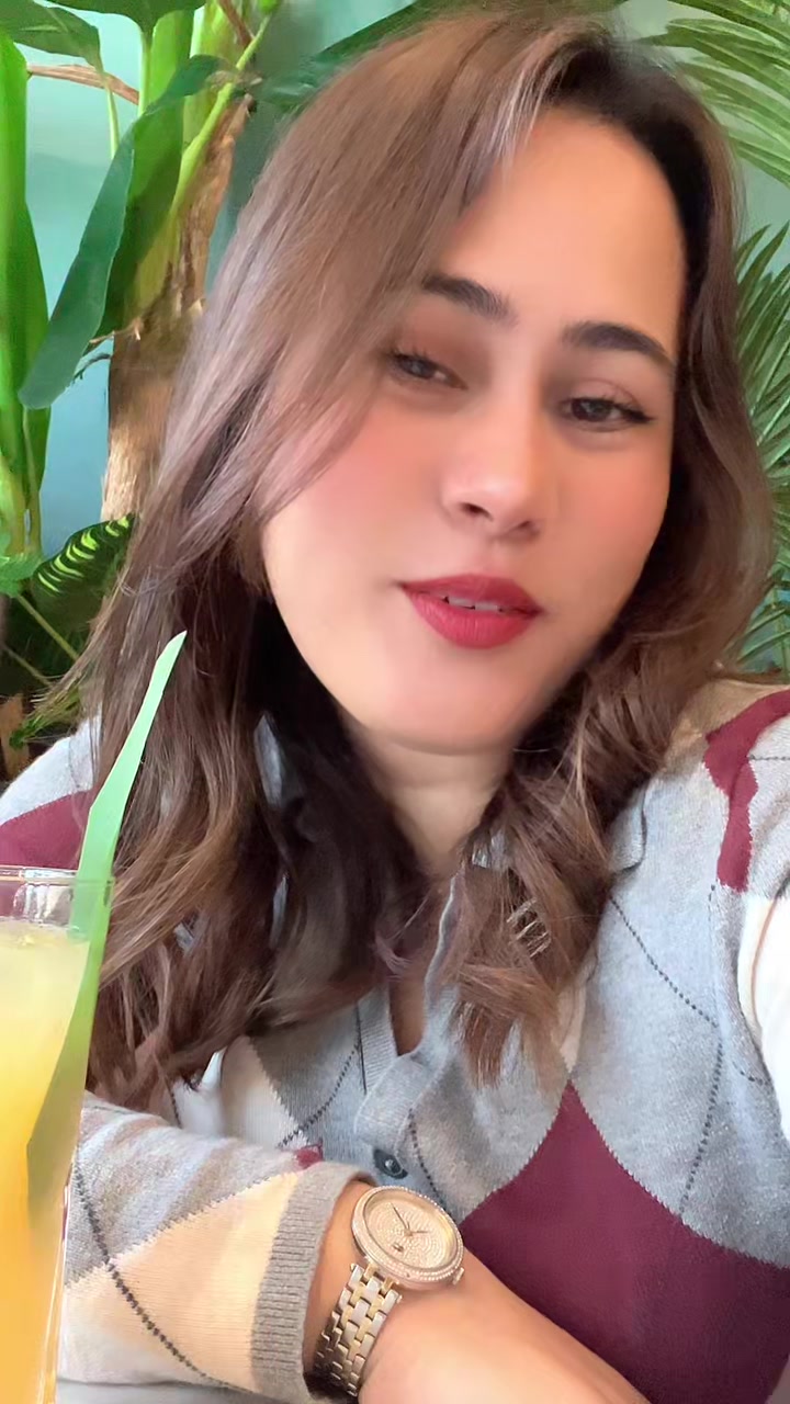 @🧿 Ashma 💙🦋