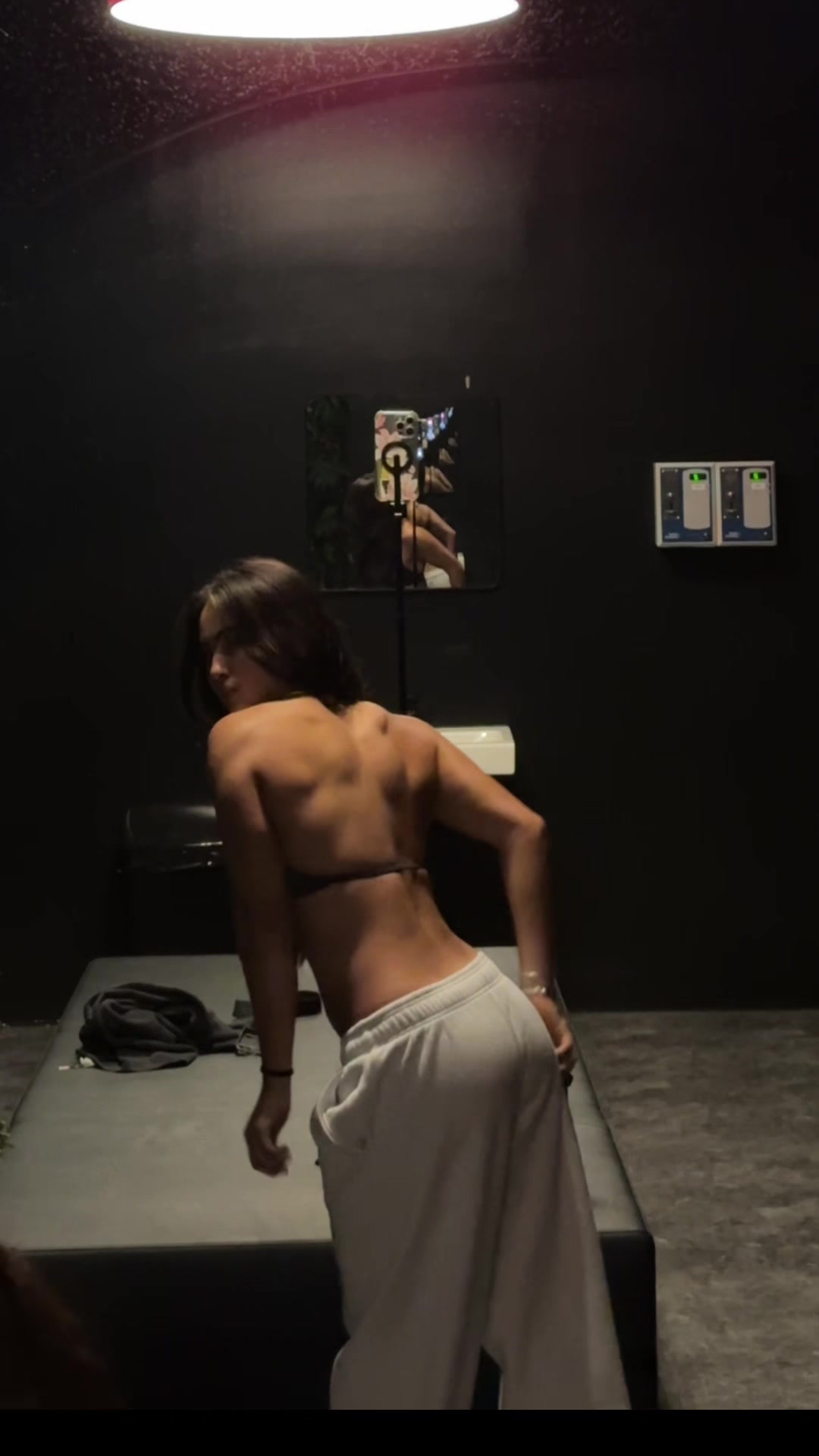 @Ishana_gym