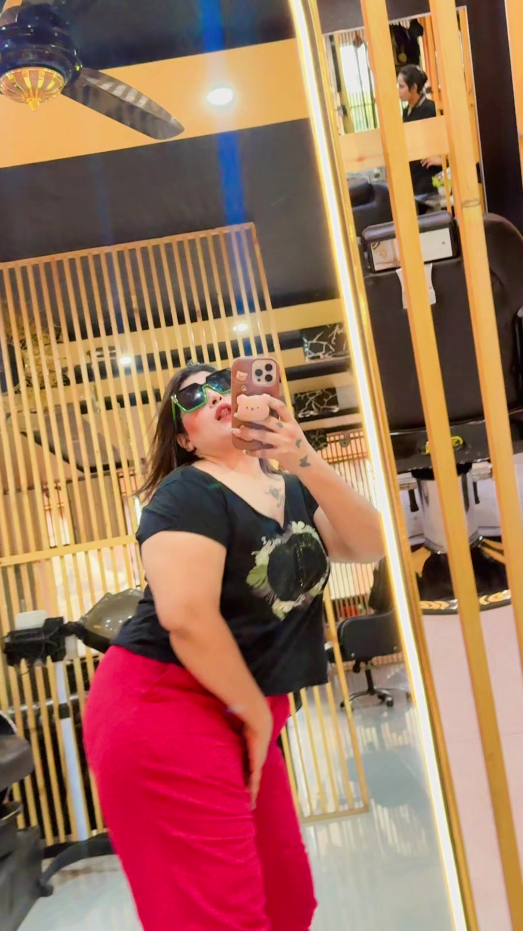 @Ayesha Butt