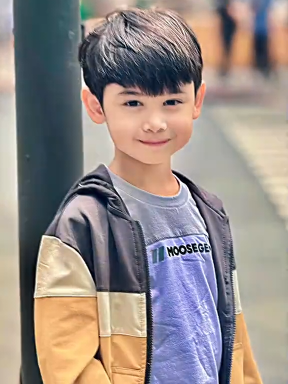 @๐ฟ Music><Lon & ๐ง Songs