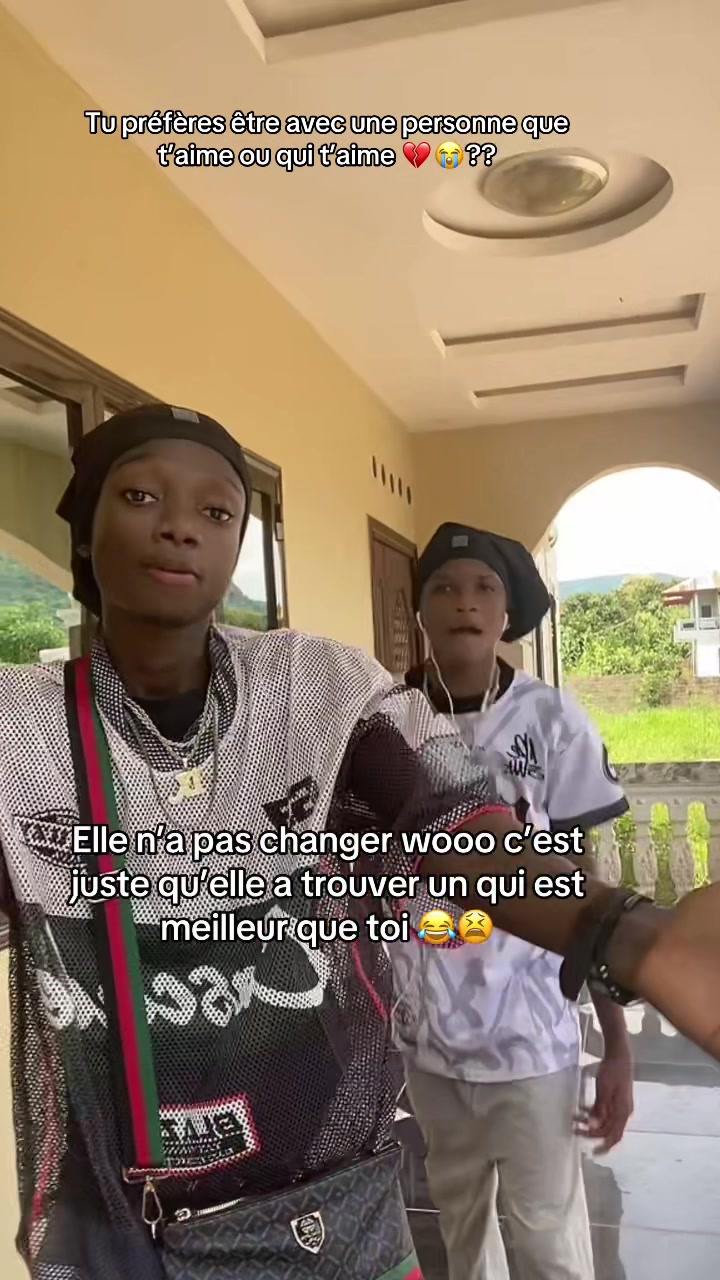 @🫅🫂Toura🇬🇳🇬🇳