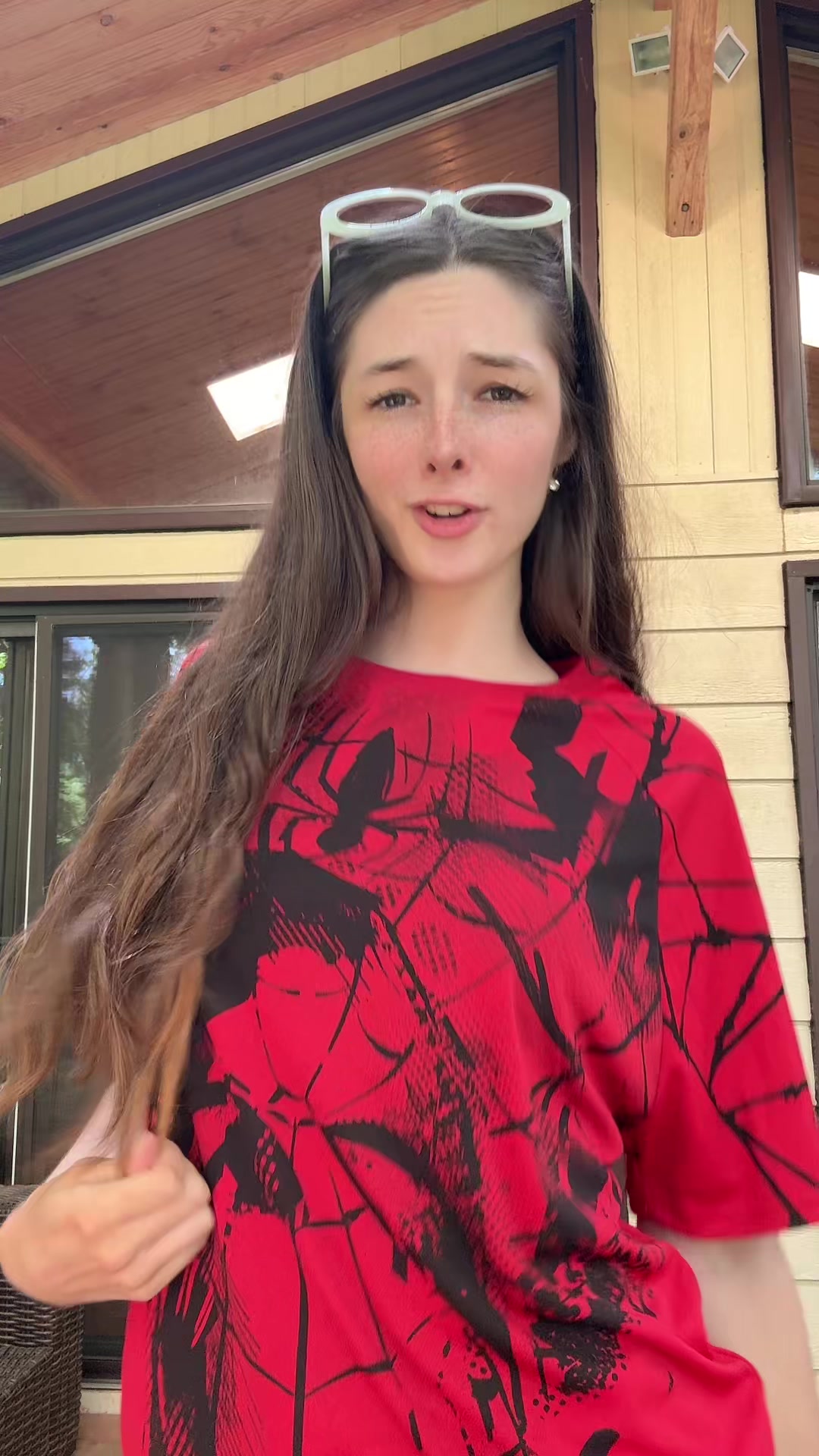 @EllaBloom