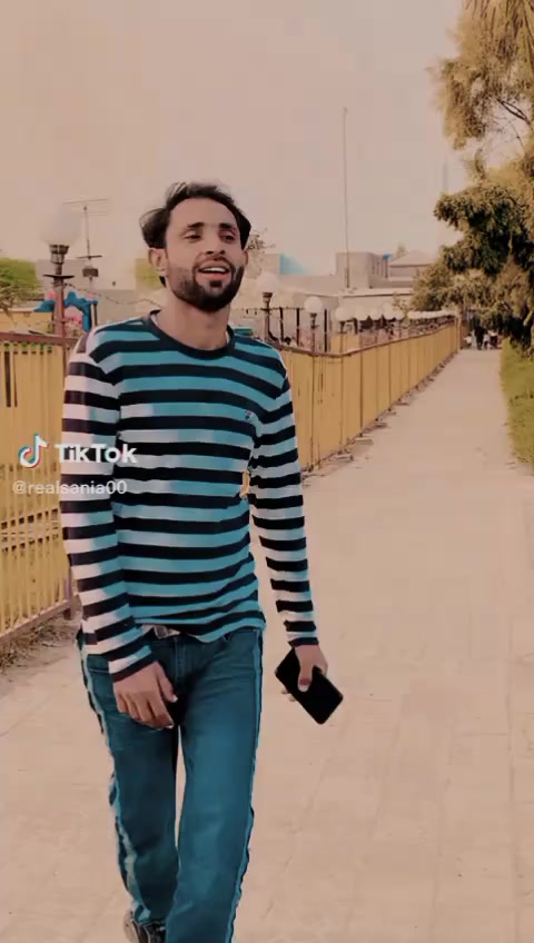 @اخر وہ مجھے بھول ہی گیا یار 😔
