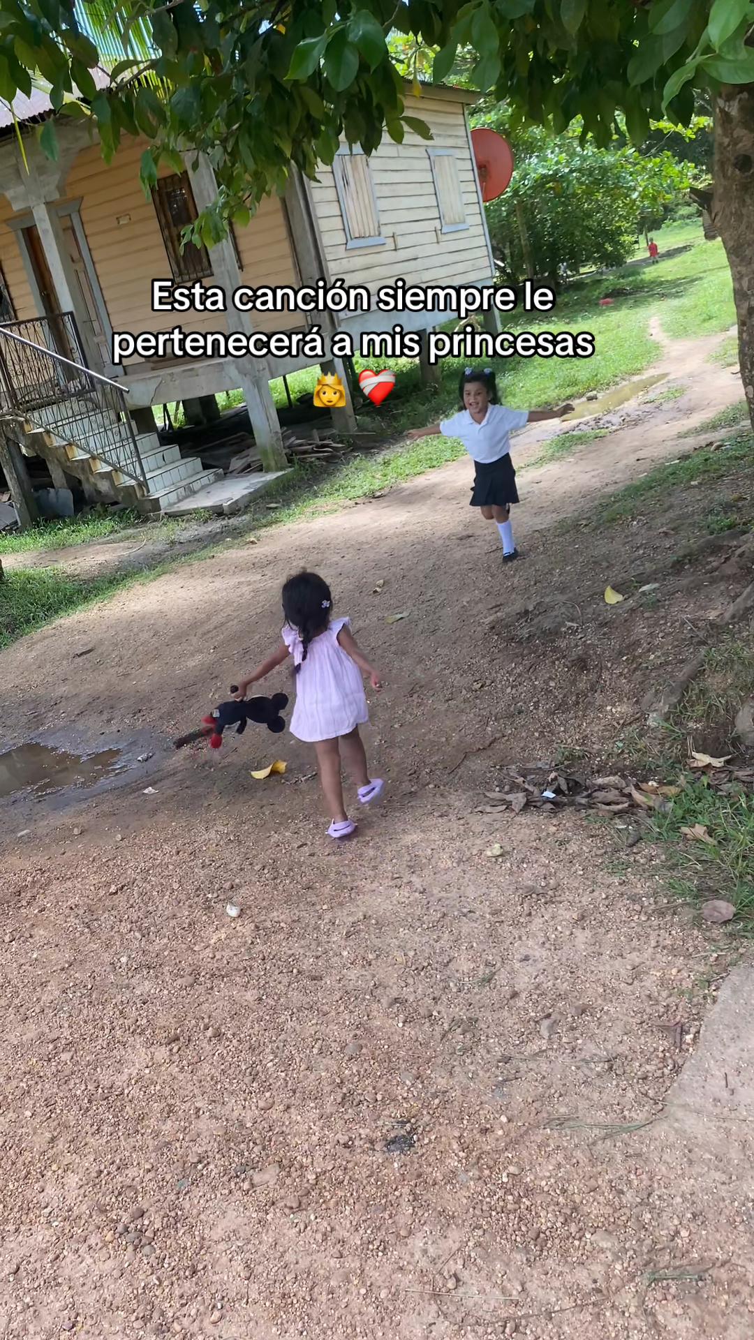 @Estefany Macdonald