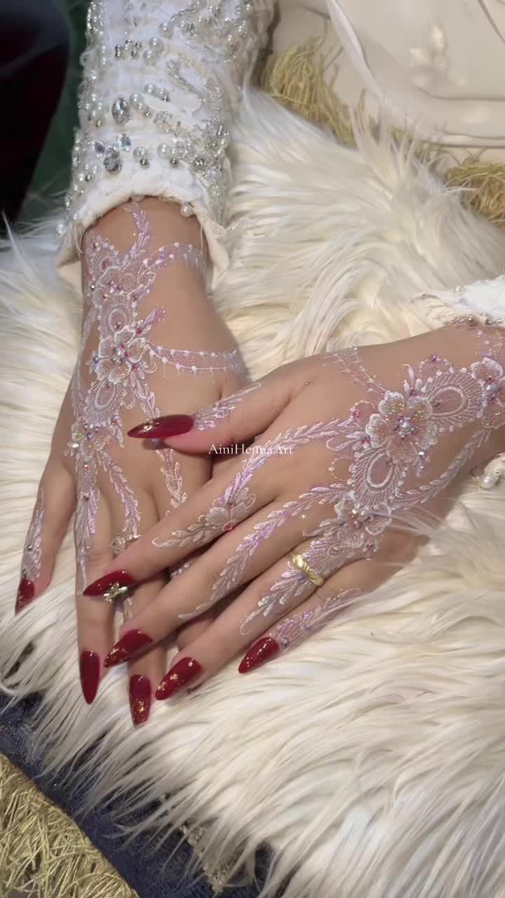 @Aini Henna