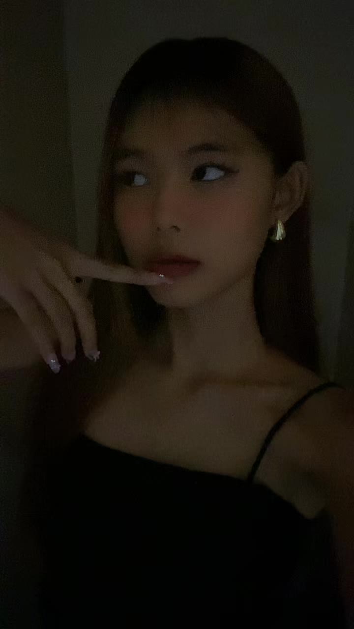 @llaurie