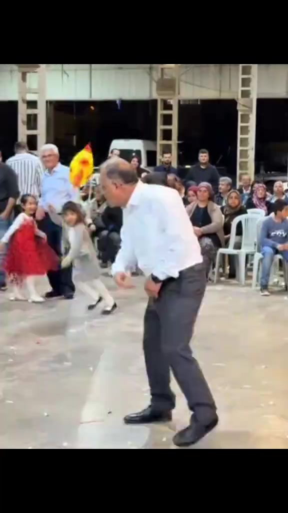@K&ouml;m&uuml;r G&ouml;zl&uuml;m