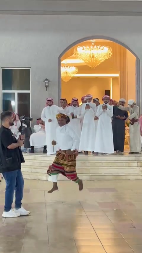 @ڤرقة آخوإن عـآيٌـل🤍🌼.