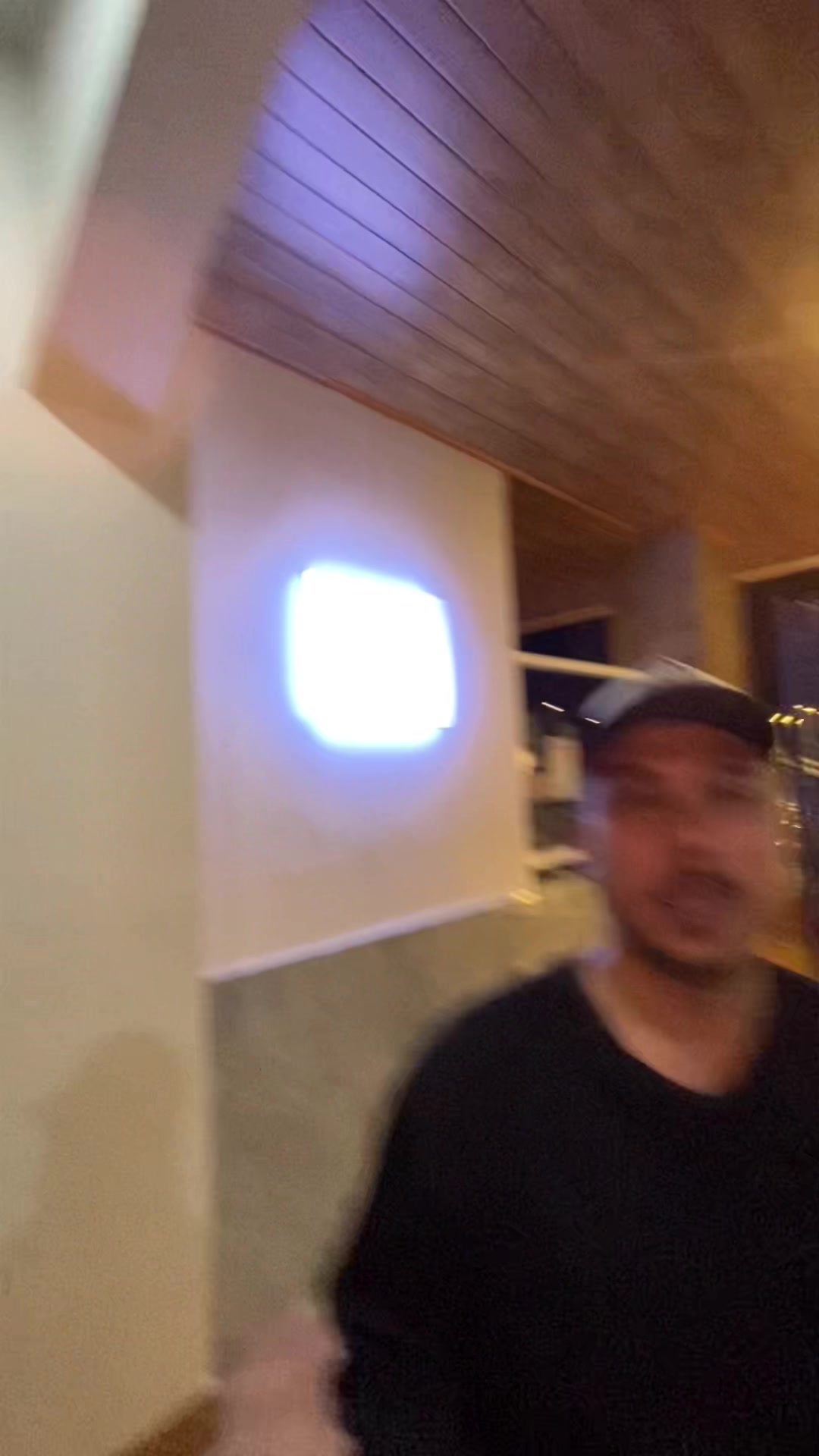 @Barlifee