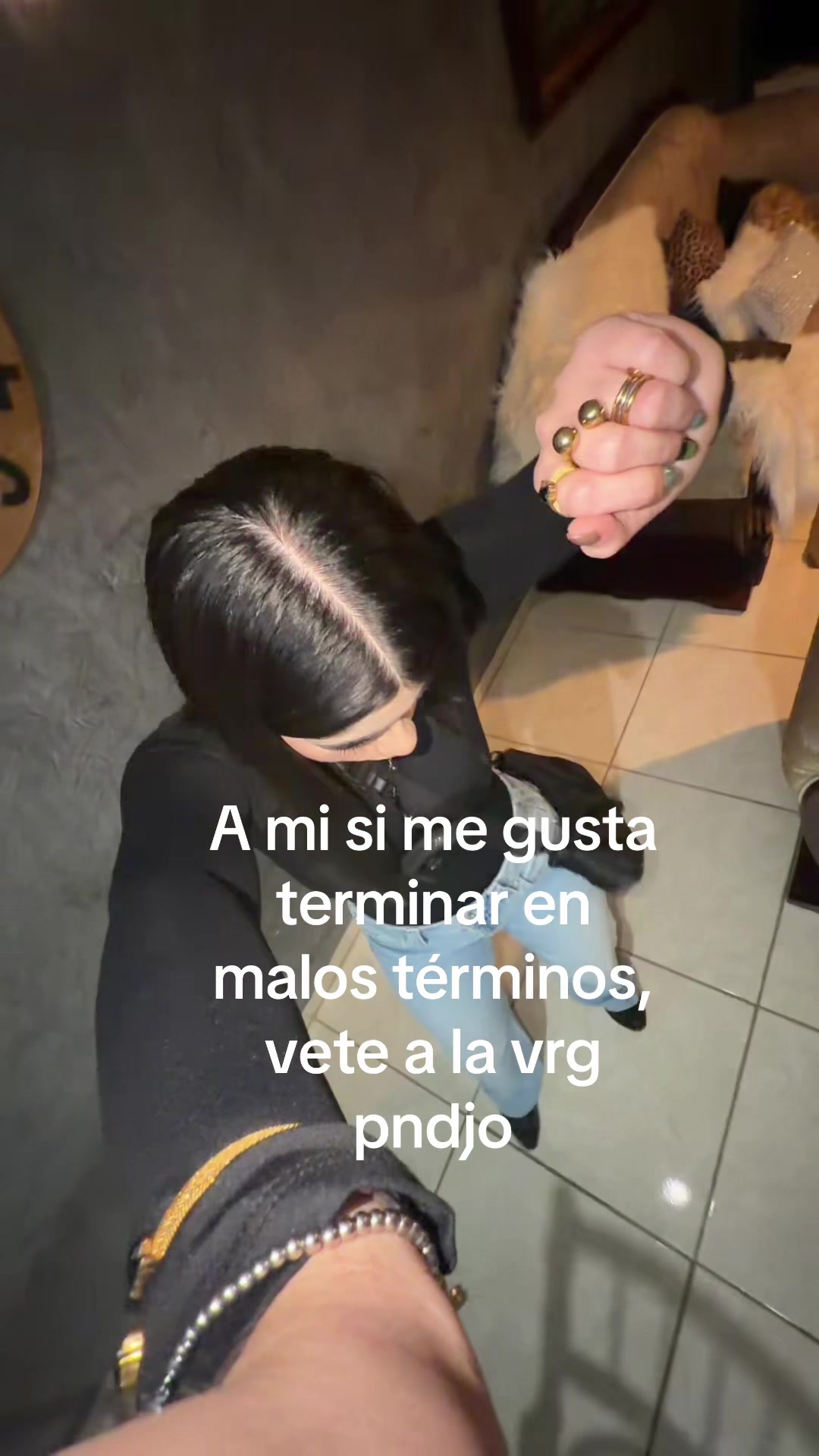 @V ✰ L E