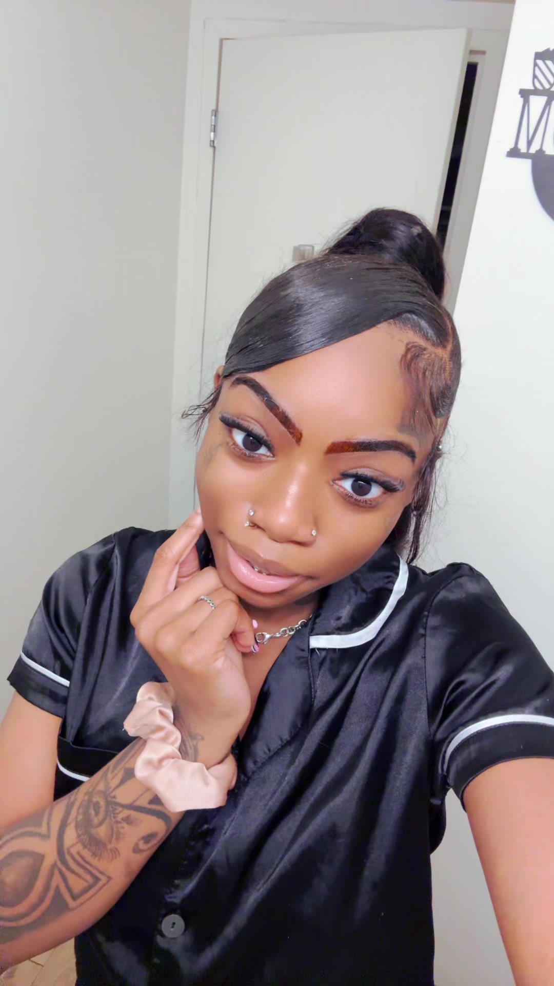@Eashaa🦋