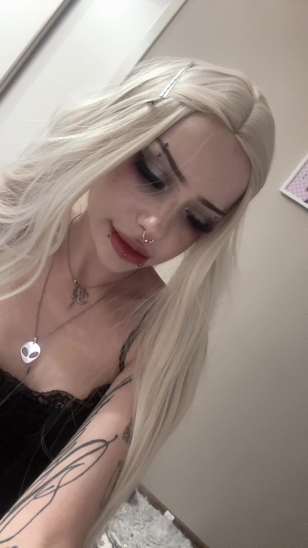 @exumi