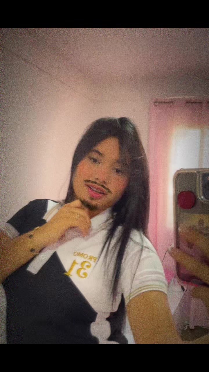 @👤
