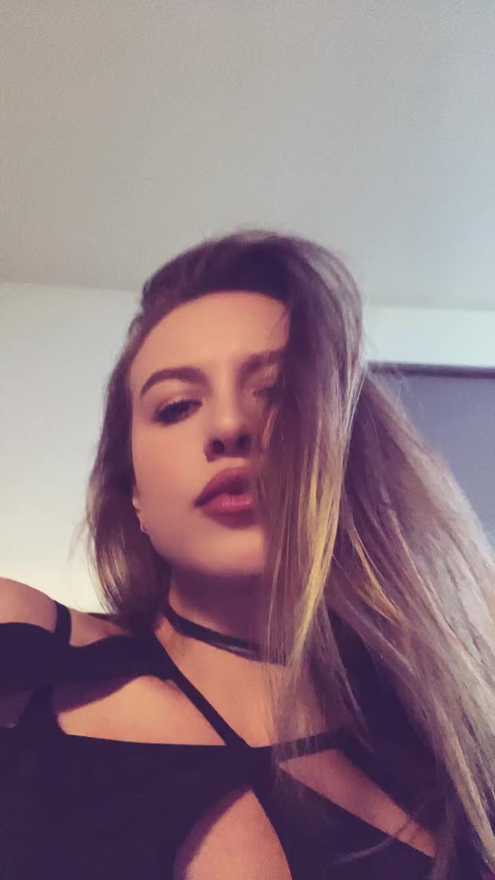 @valeriealexx