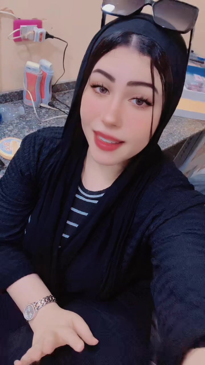 @آلبااااش ممرضهـ☺️🦋💋