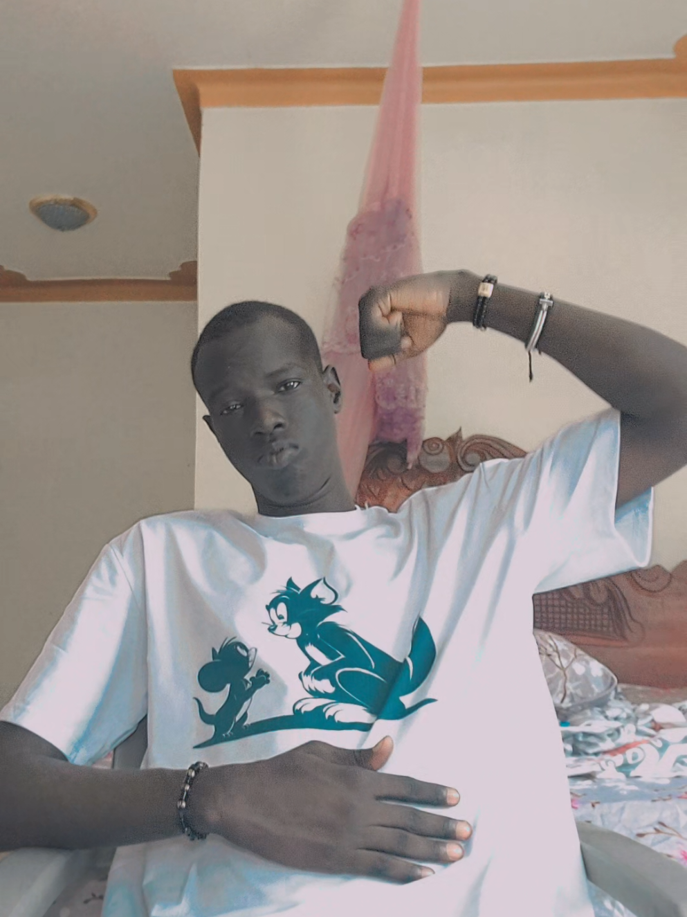 @Aneiyoo🦅