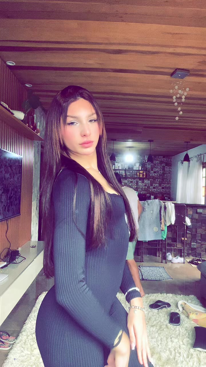 @Elloá Zampierii