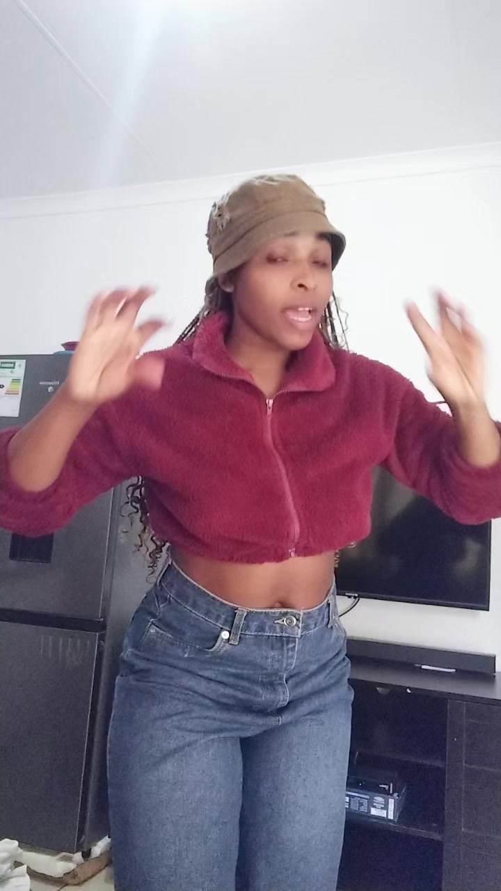 @khulekilepreciousluhlanga