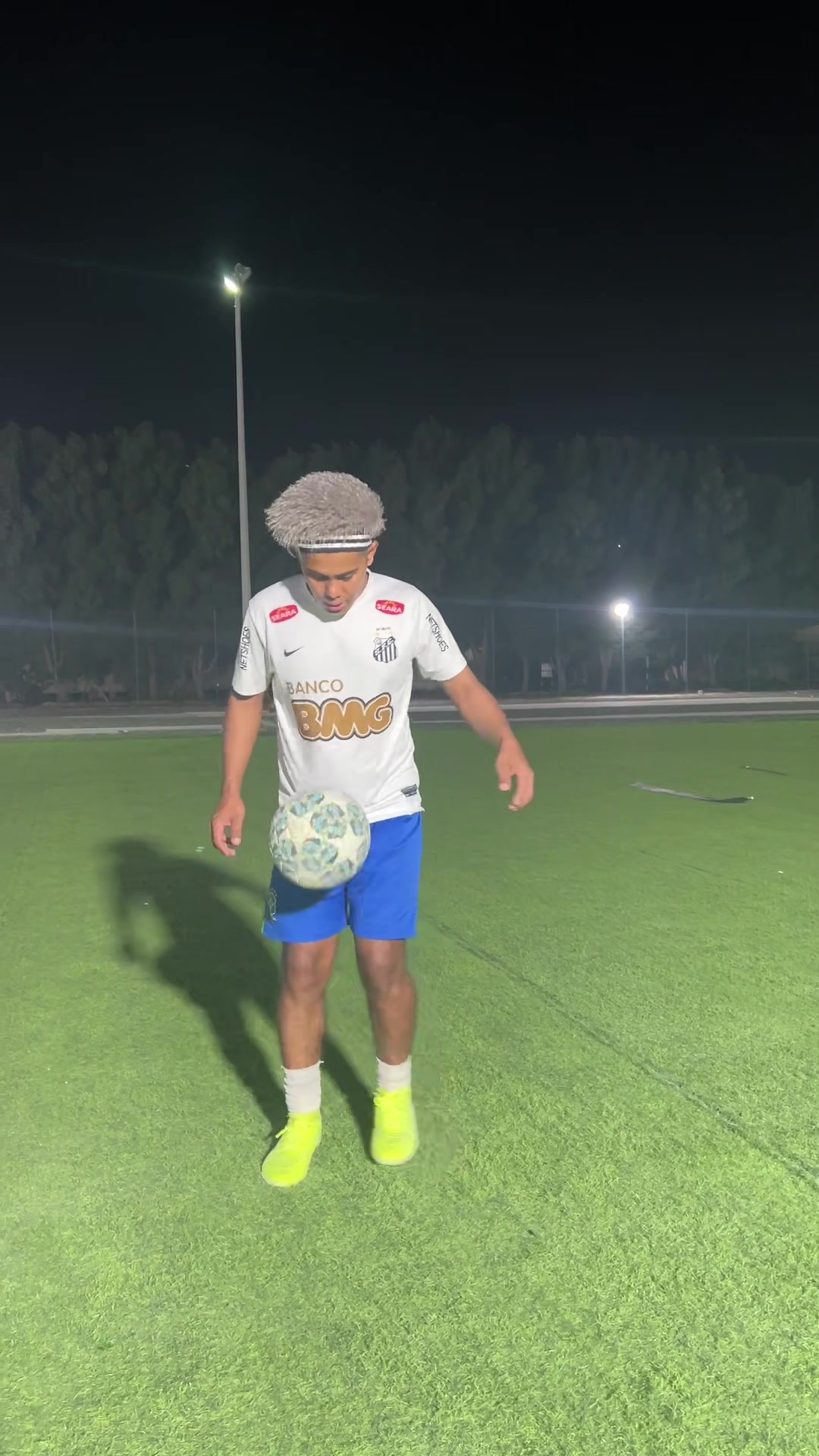 @santosh bk footballeŕ