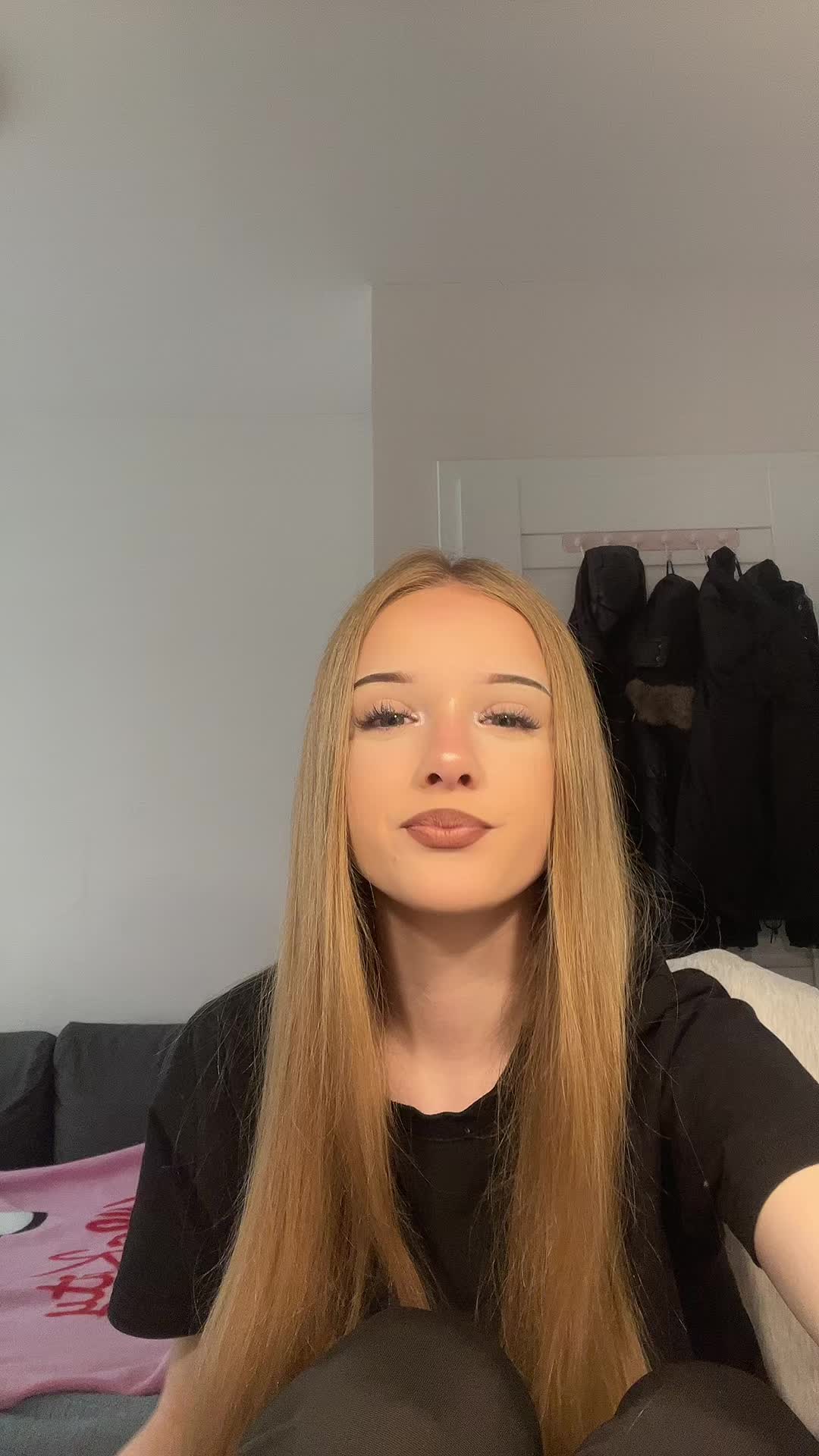 @𝓘𝓰𝓾𝓼𝓲𝓪 💕