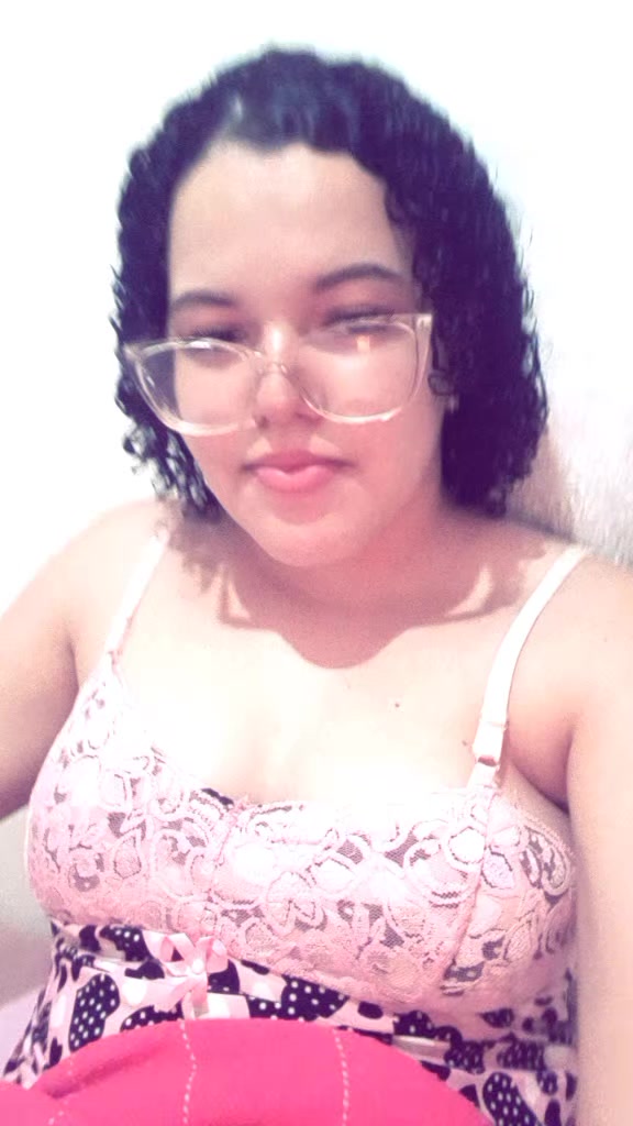 @Emilly Maria