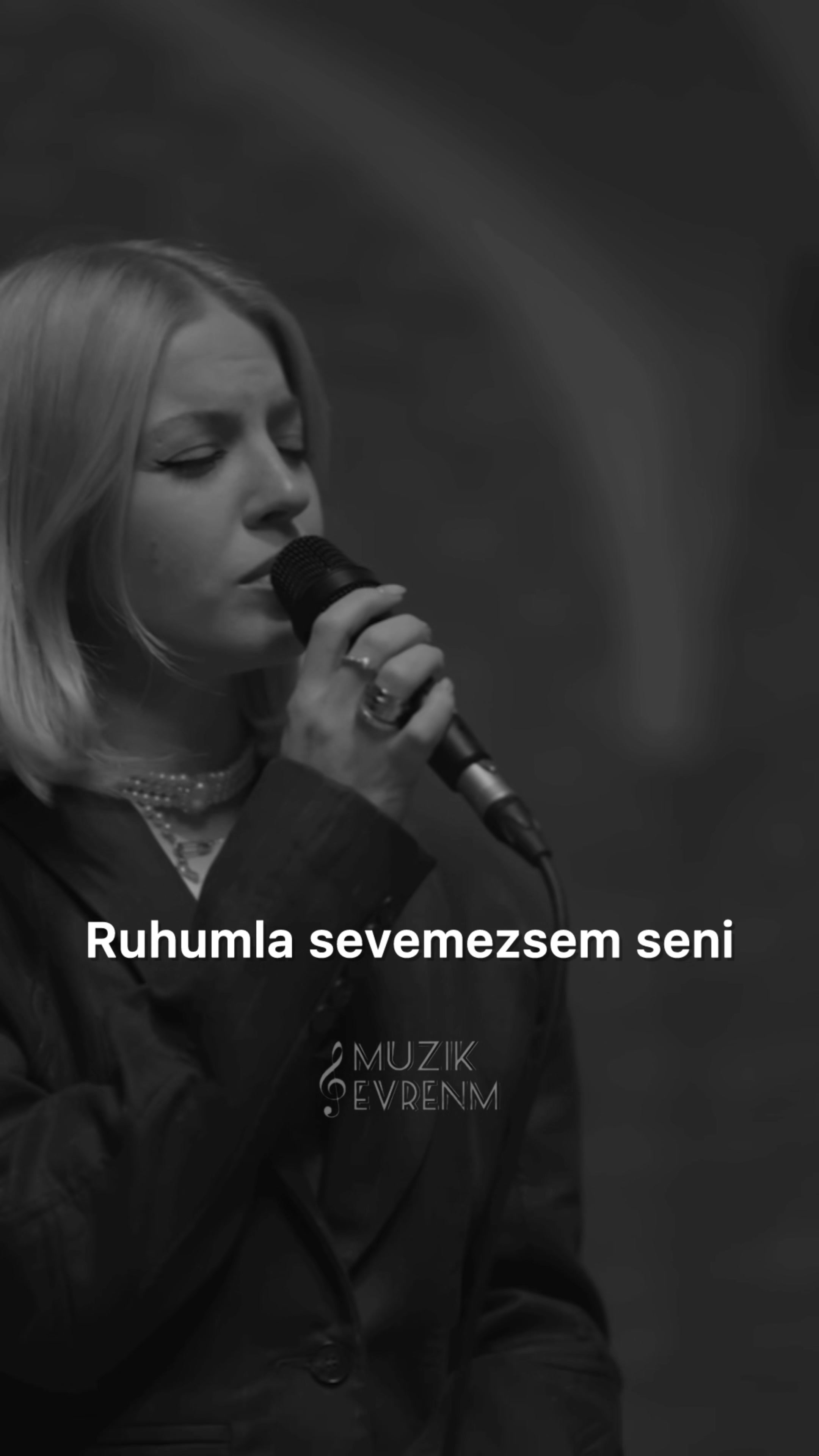 @M&uuml;zik Evrenim