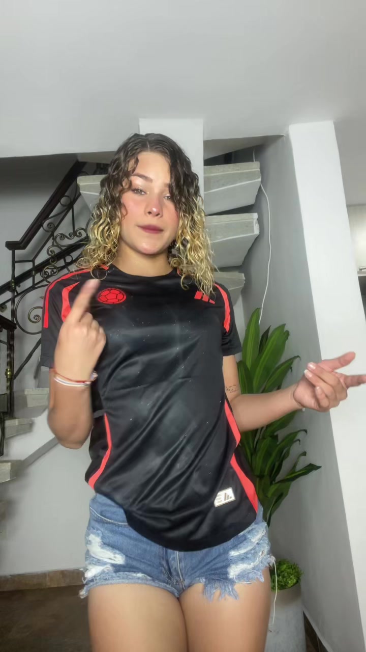 @Libeth_santana🧃