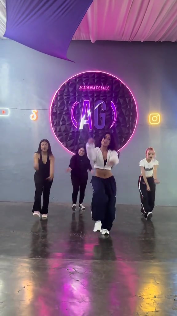 @Academia de Baile (AG)