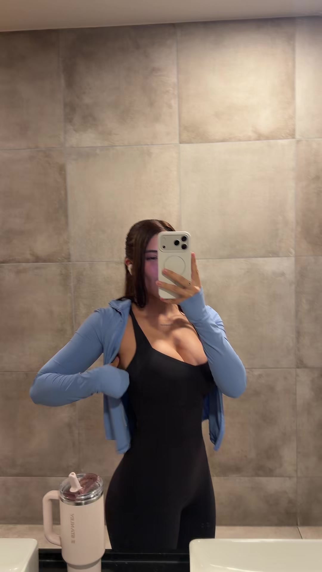 @Alondra Quintero