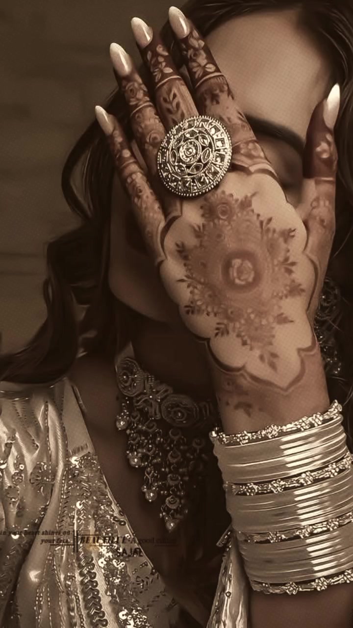 @Hina Qureshi