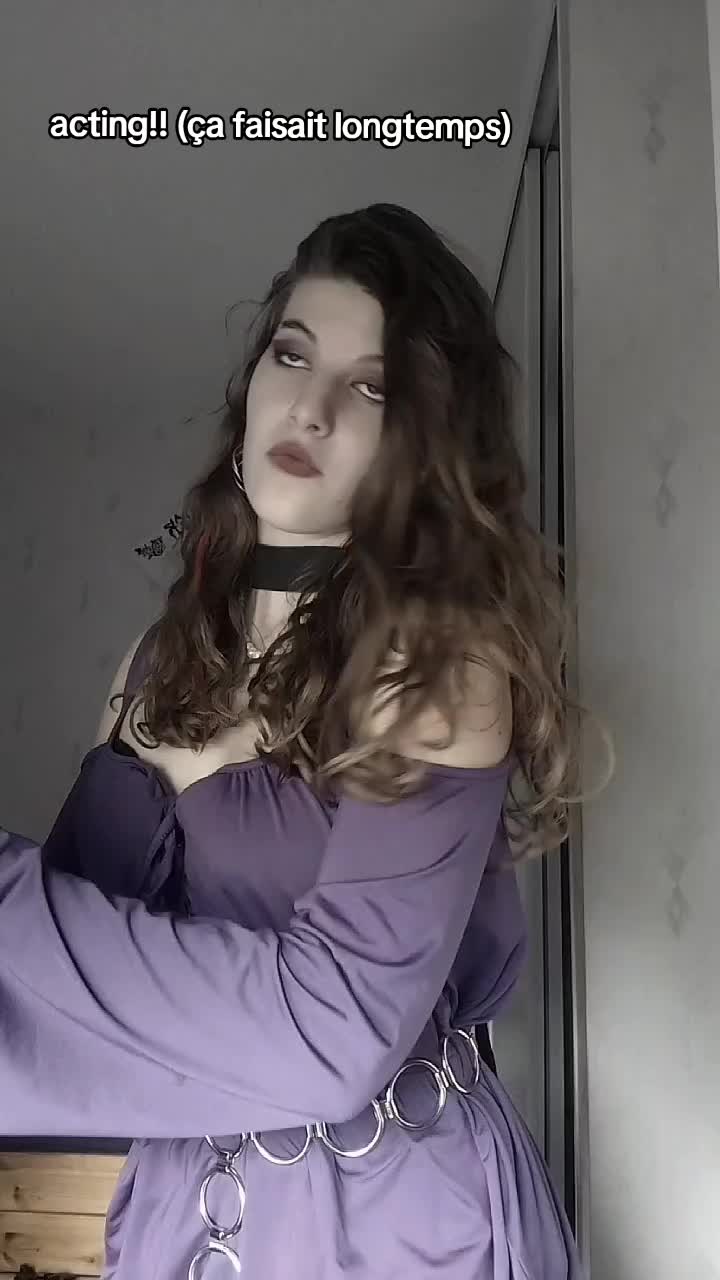 @°\^•~👠oR🎶@~•^/°