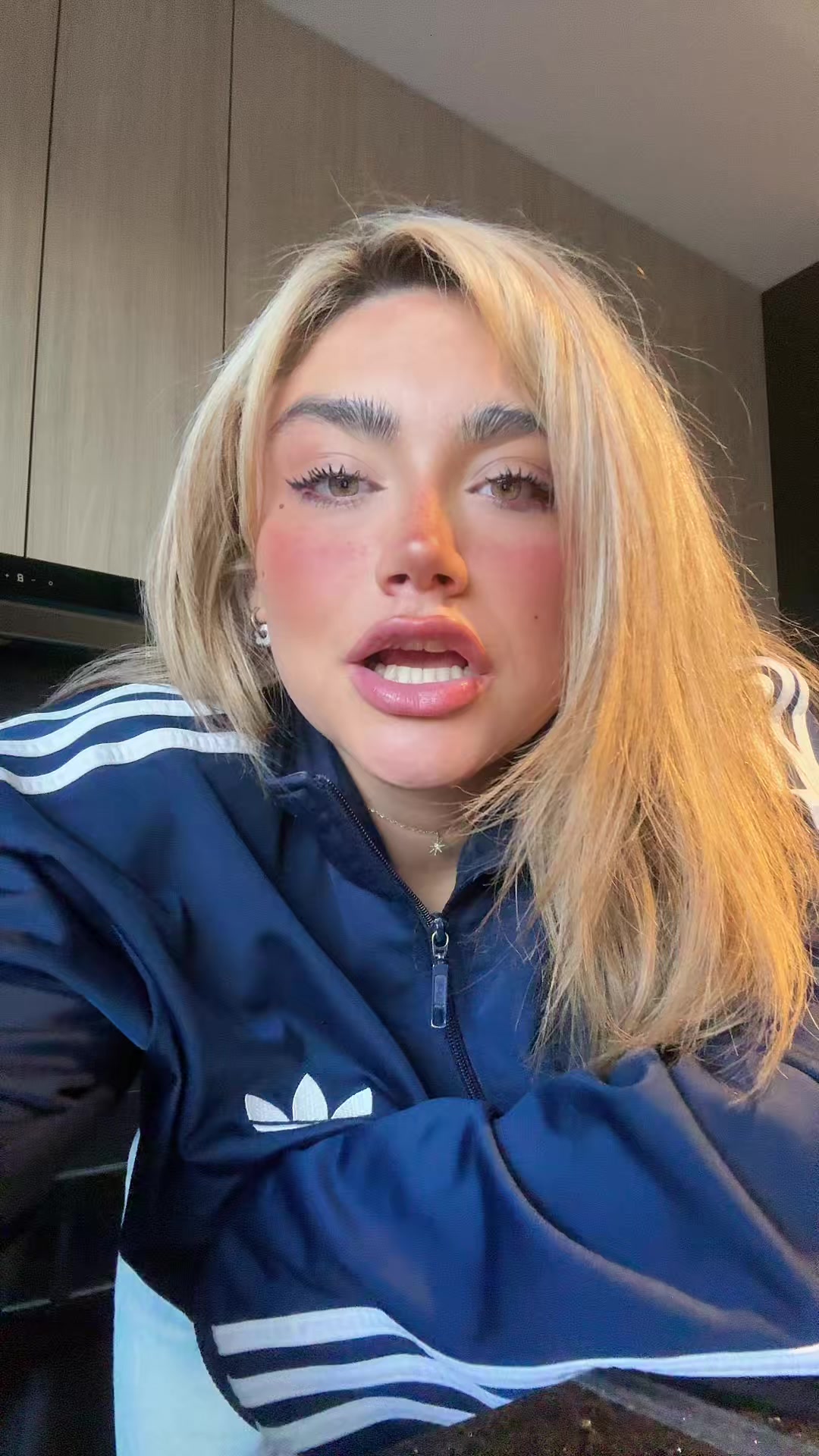 @lala