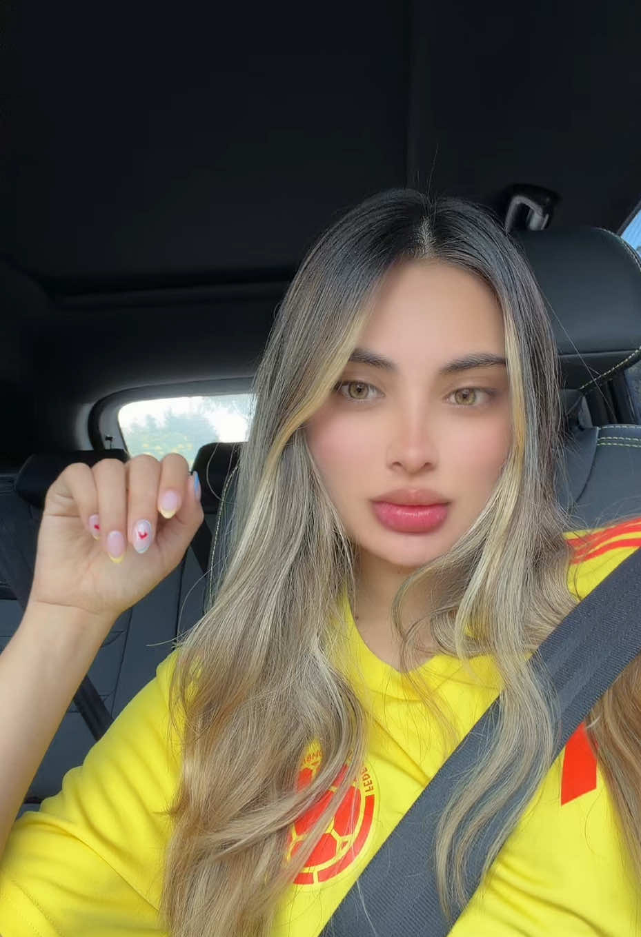 @ᐯᗩᒪ 👸🏼🔆💛