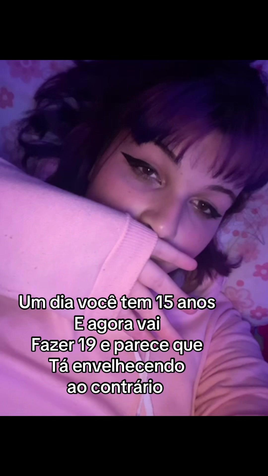 @'꧁★ vitoria ♡꧂