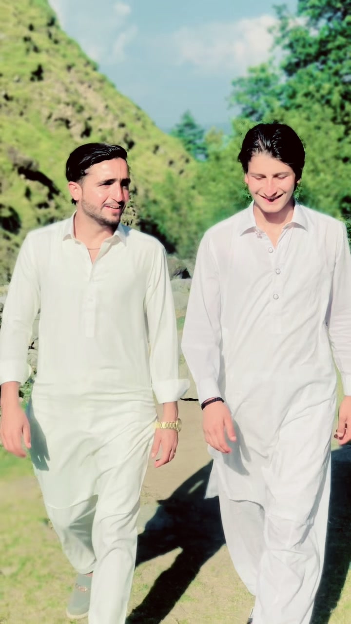 @Mr_ Zeeshan077