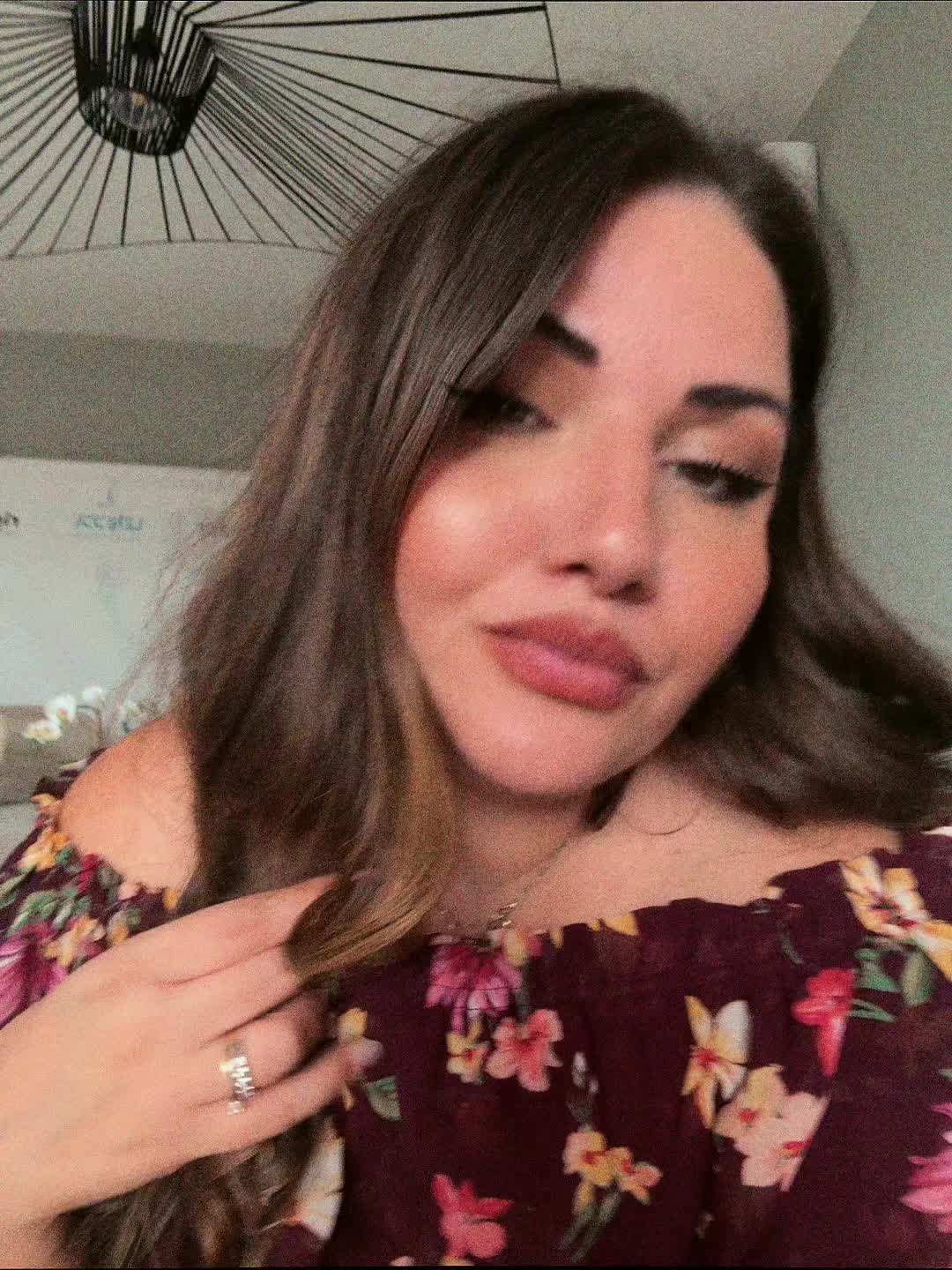 @❄️_𝓖𝓮𝓵𝓪_❄️