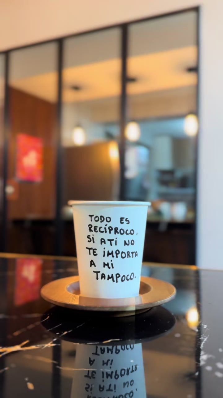 @Cafe&iacute;na con amor