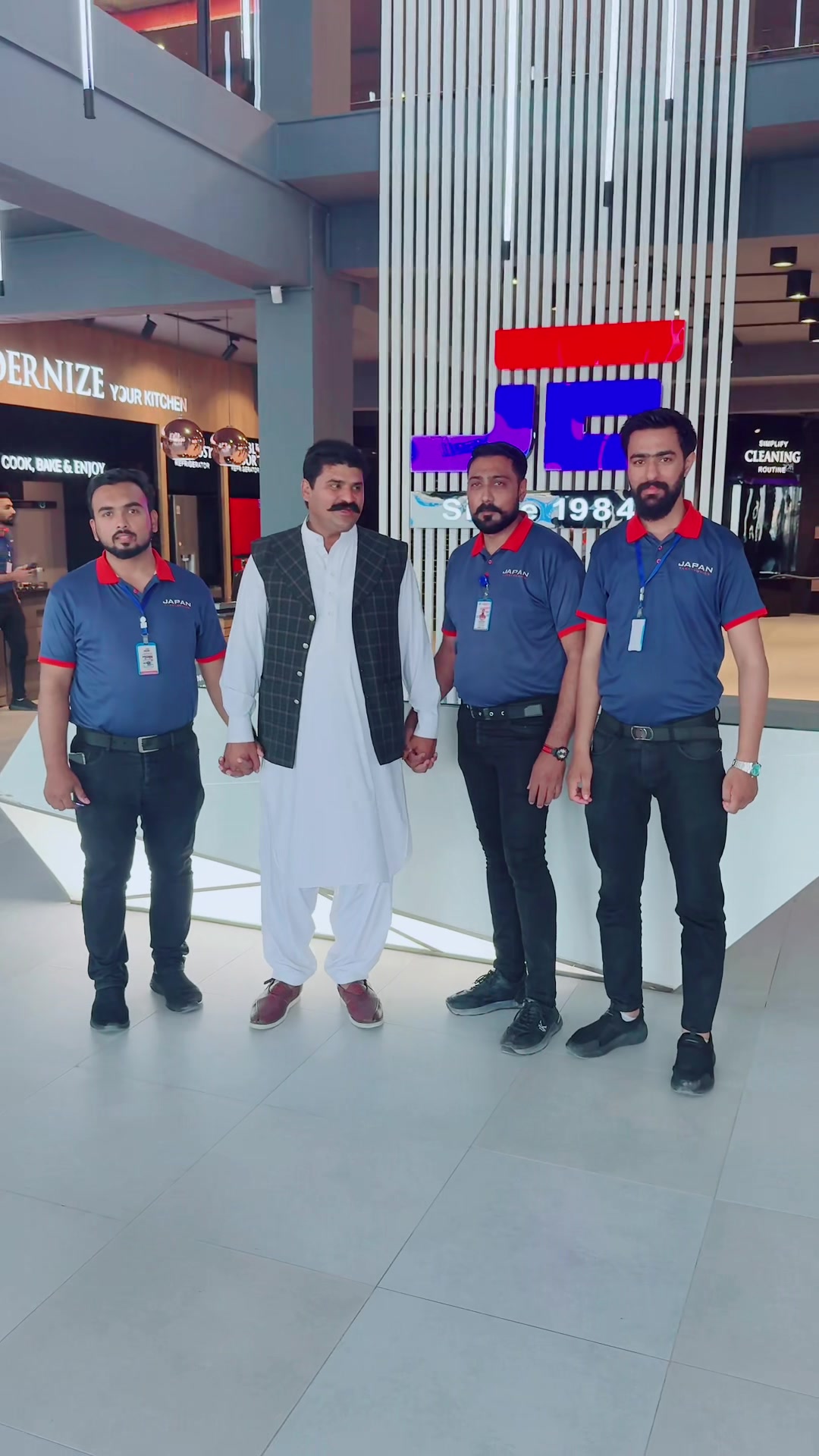 @Khawaja_Naveed_morshad