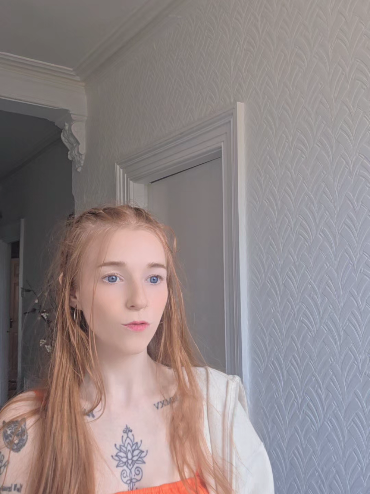 @LilRedCanvas