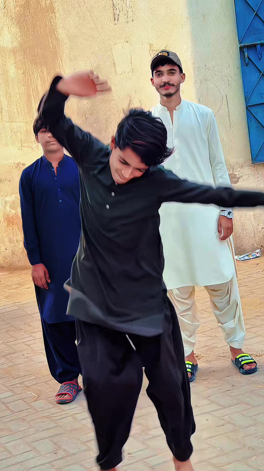 @Shamsuddin Soomro๐ง