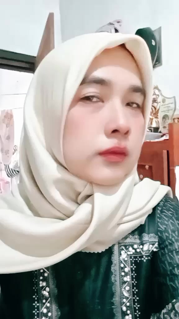 @Nihaa 🌈