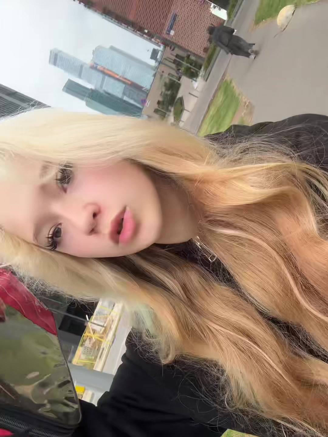 @Серикова